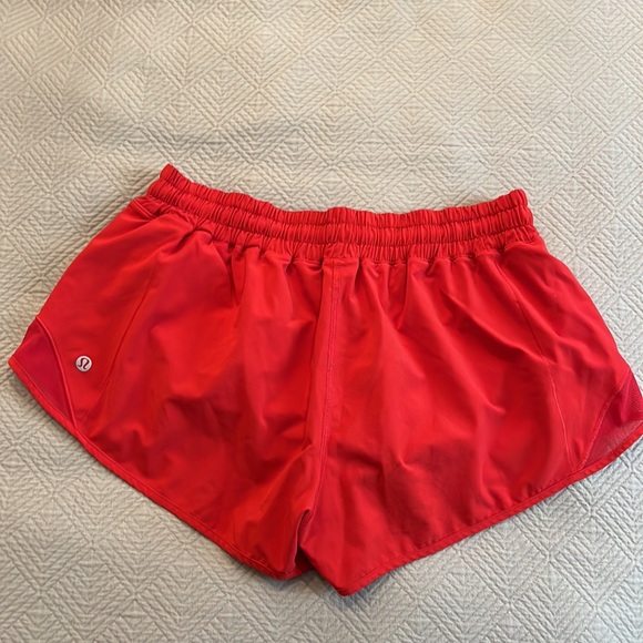 Lululemon Hotty Hot shorts - 2.5 inch, size 10. - Picture 3 of 5